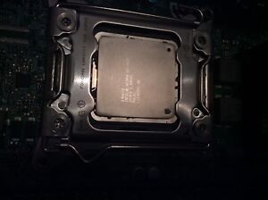 Intel Xeon E5-2620 - SR0KW 2.00GHz 6 Core CPU