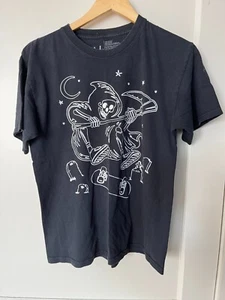 Halloween Grim Reaper skateboarding Black T-shirt Size Medium - Picture 1 of 4