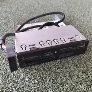 Lettore Memory Card Reader (per interno Floppy 3,5") + USB 2.0 HP MCR22IN1-5181 - Photo 1/8