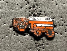Medicine Hat Tigers 1986-1998 Logo WHL Hockey Pin