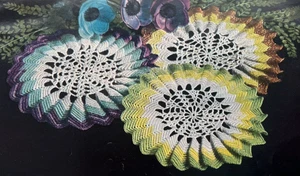 Sottobicchiere vintage anni 50 modello maglia e uncinetto TIE-DYE SUNBURST 7" centrino - Foto 1 di 1