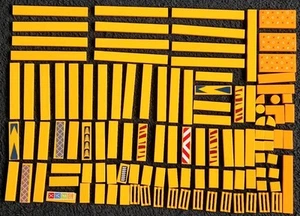 LEGO Yellow Tiles Mixed Smooth Flat Floor Bundle Joblot Bricks Pieces Plates - Picture 1 of 4