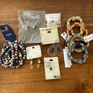 Vintage bis Modern Neu Modeschmuck Konvolut • Izod, Mudd, Charming Charlie’s etc. - Bild 1 von 5