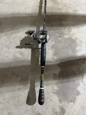 Bass Pro Fishing Rod Bait Caster - Image 1 of 2