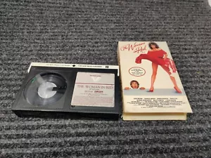 Vintage BETA Tape: The Woman in Red - Imagen 1 de 2
