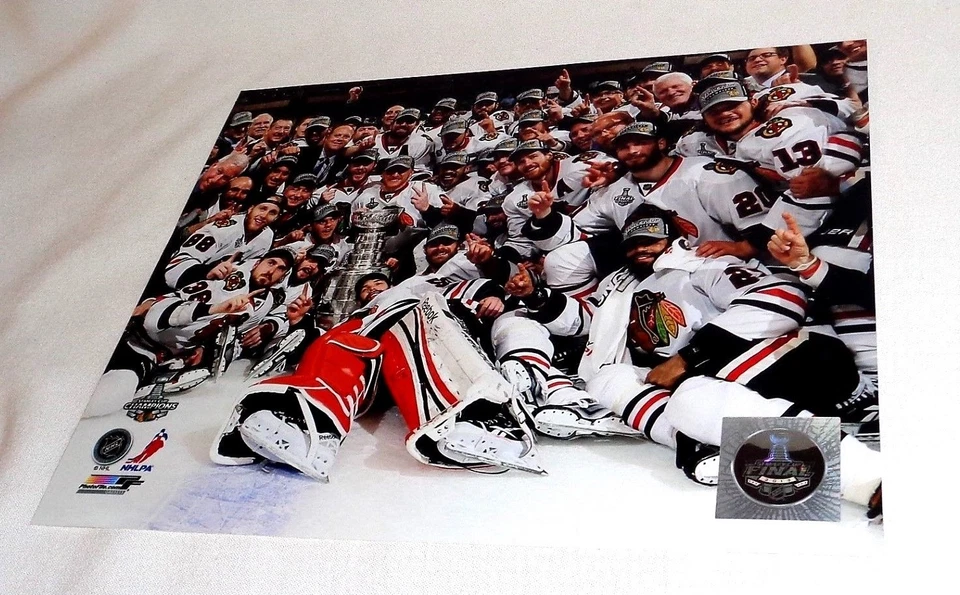 Chicago Blackhawks 2013 Stanley Cup Champions Celebrate Ice Picture Foto 16x20 Foto 1 de 1