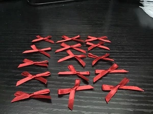 15 Dark Red / Burgundy Mini Bows - perfect for cards - Picture 1 of 2