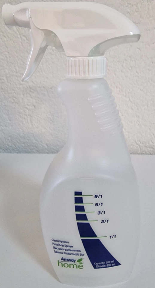 Sprühflasche mit Dosiergriff von Amway