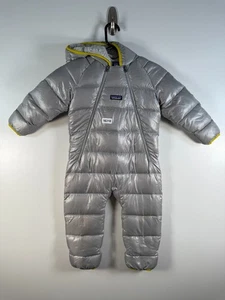 Patagonia bambino unisex hi-loft piumino maglione bunting tuta da neve argento taglia 18-24M - Foto 1 di 22