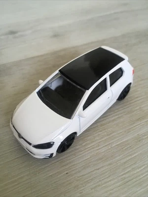Volkswagen Golf GTI  Majorette - Photo 1/4