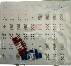 Puppenhaus Miniatur Spielkartenpaket Maßstab 1:12 mit 2 Leerkartons D4258 - Bild 1 von 1