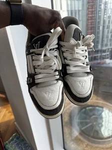 Louis Vuitton Trainer Sneaker - Picture 1 of 6