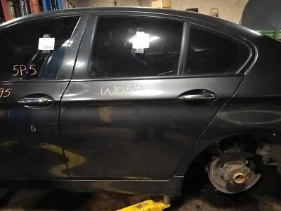Used Rear Left Door Assembly Rear Side fits: 2011 Bmw Bmw 535i electric sunshade Foto 1 de 4