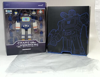 SUPER 7 2023 ULTIMATES! TRANSFORMERS SOUNDWAVE 7'' SCALE ACTION FIGURE SEALED - Image 1 of 4