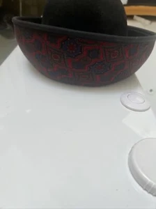 Kokin black hat with print brim EUC - Picture 1 of 5