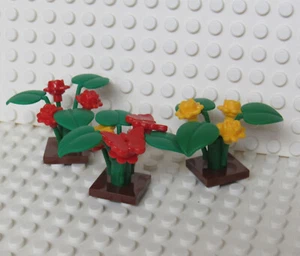 Lego Plant Flowers Butterfly and Rose Bushes Lot of 3 plants - Friends - New - Picture 1 of 3