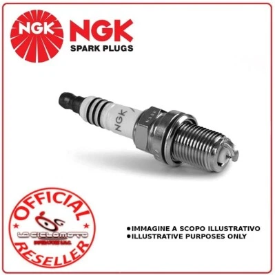MBK Booster 100 1999 CANDELA BR8HS NGK - Immagine 1 di 4