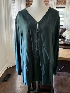 Eileen Fisher Women’s L Green 100% Silk Button Up Blouse Collared Classic Career - Picture 1 of 6
