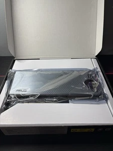 Karta RAID ASUS Hyper M.2 x16 Gen 4 - Zdjęcie 1 z 7