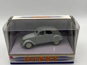 Dinky DY-32 Citroën 2CV 1957 diecast French classic collectible car - Picture 1 of 7