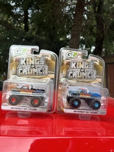greenlight kings of crunch 1987 Chevy Both excalibur & Chase Truck Blue Chrome - Picture 1 of 7