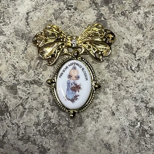 Precious Moments May Your Happiness Blossom 1999 PMI Gold-Tone Dangle Pin Brooch - Picture 1 of 4