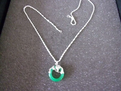 catenina in argento 925 con pendente in giada verde..........2 - Immagine 1 di 2