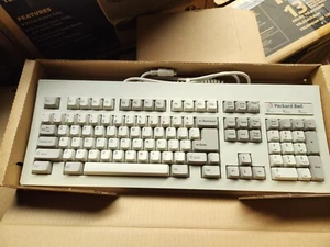 VINTAGE PACKARD BELL KEYBOARD 7939 EXCELLENT CONDITION ps2 ps/2 clicky RARE - Picture 1 of 2