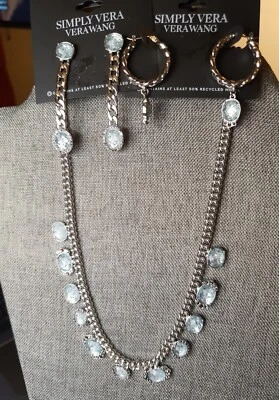 Hermoso tono plateado con piedras azules brillantes Simply Vera Wang 3 piezas Foto 1 de 4