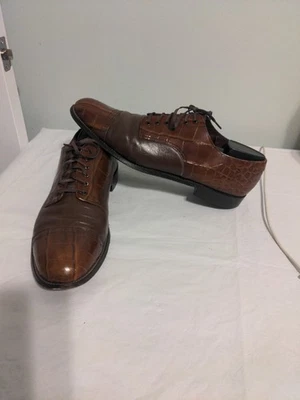 Zapato de vestir de cuero marrón 2 tonos Stacy Adams de colección grano de cocodrilo puntera Oxford Foto 1 de 4