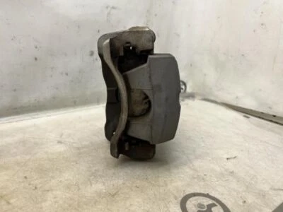 2010-2022 丰田普锐斯右前乘客碟刹卡钳 47730-47060 原始设备制造商 — 第 1/4 张图片