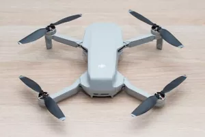 DJI Mavic Mini Camera Drone - Picture 1 of 3