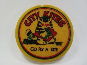 City kites foam Frisbee vintage retro "go fly a kite" - Picture 1 of 4