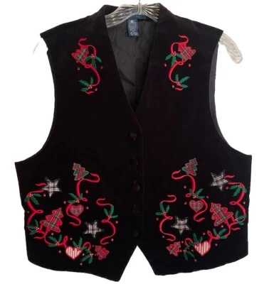 Karen Scott VTG Christmas Button Up Vest Size LP Embroidered Black Velvet Lined - Image 1 of 4