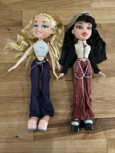 2x BRATZ DOLL Cloe & Jade 10" Fashion Doll 2001 1st Release Original Outfit - Picture 1 of 3