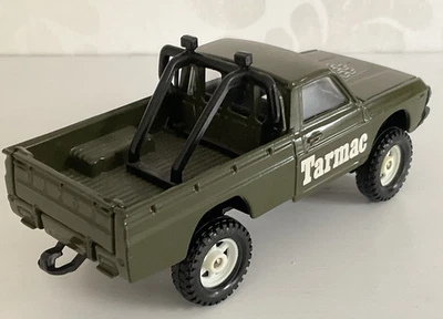 Pickup Corgi 495 Mazda B1600 4x4 asfalto raro BLANCO ruedas variación Foto 1 de 4