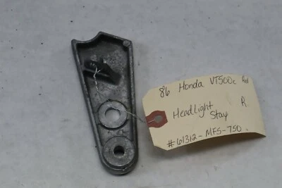 原始设备制造商本田摩托车前照灯保持右 1986 复古 500C 阴影红色 — 第 1/2 张图片