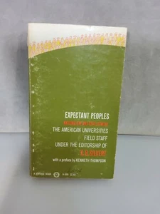 Expectant Peoples - Picture 1 of 4