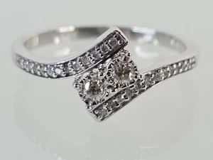 10K White Gold APX 1/4 CTW Round Diamond Two Stone Bypass Ring Sz 9. (AM1085884) - Picture 1 of 9