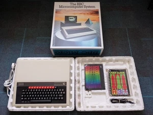 Acorn BBC Micro Computer Model B - MMC Drive, Recapped PSU & Boxed - Afbeelding 1 van 24