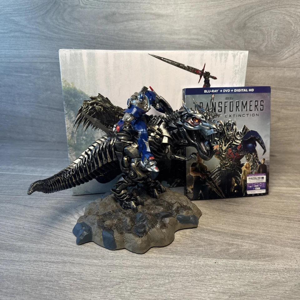 Transformers Age of Extinction Limited Edition Gift Set Grimlock Optimus Blu-ray - Image 1 of 4