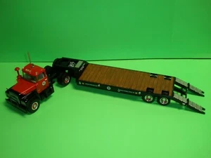1st GEAR 19-2819 TEXACO PIPELINE #8 MACK R-MODEL Lowboy Trailer 1:34 Scale - Picture 1 of 10