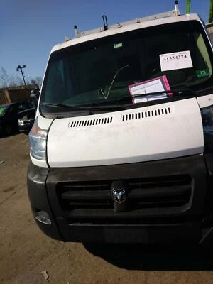 Conjunto de bomba y motor ABS usado se adapta a: montaje de furgoneta Ram Promaster 1500 2016 3,6 L Foto 1 de 4