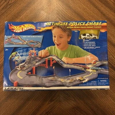 2001 风火轮终极警察追逐套装 89858 带 HWPD Corvette 全新 — 第 1/4 张图片