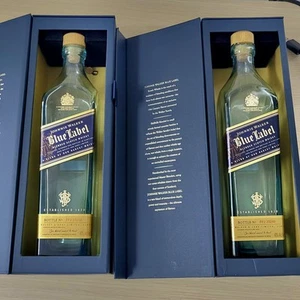 Lot 2 Johnnie Walker Blue Label Scotch Whiskey Empty Bottle w/ Display Box - Picture 1 of 4