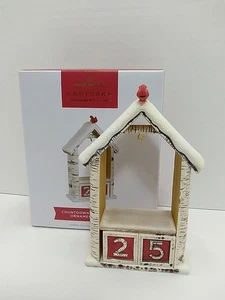 Hallmark 2022 Keepsake Countdown To Christmas Ornament Hanger KOC Used - Picture 1 of 9