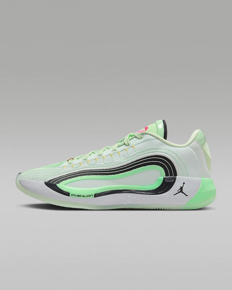 シューズ(男性用) Luka 4 PF \