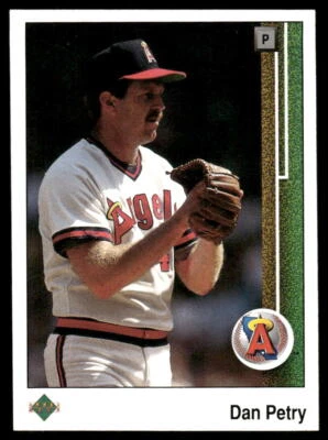 Dan Petry 1989 Upper Deck #552 California Angels - Image 1 of 2