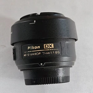 Nikon DX AF-S Nikkor 35mm 1:1.8 G - Foto 1 di 2