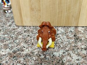 Ice Age Kelloggs Cereal Toys Manfred Action Figure 2005 Vintage Collectible 3"